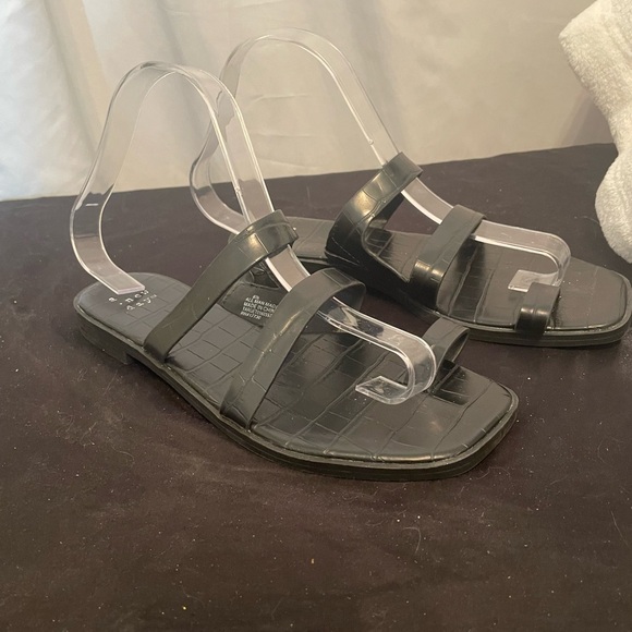 Marilyn Toe Loop Slide Sandals A New Day Size 6.5 - Picture 3 of 10